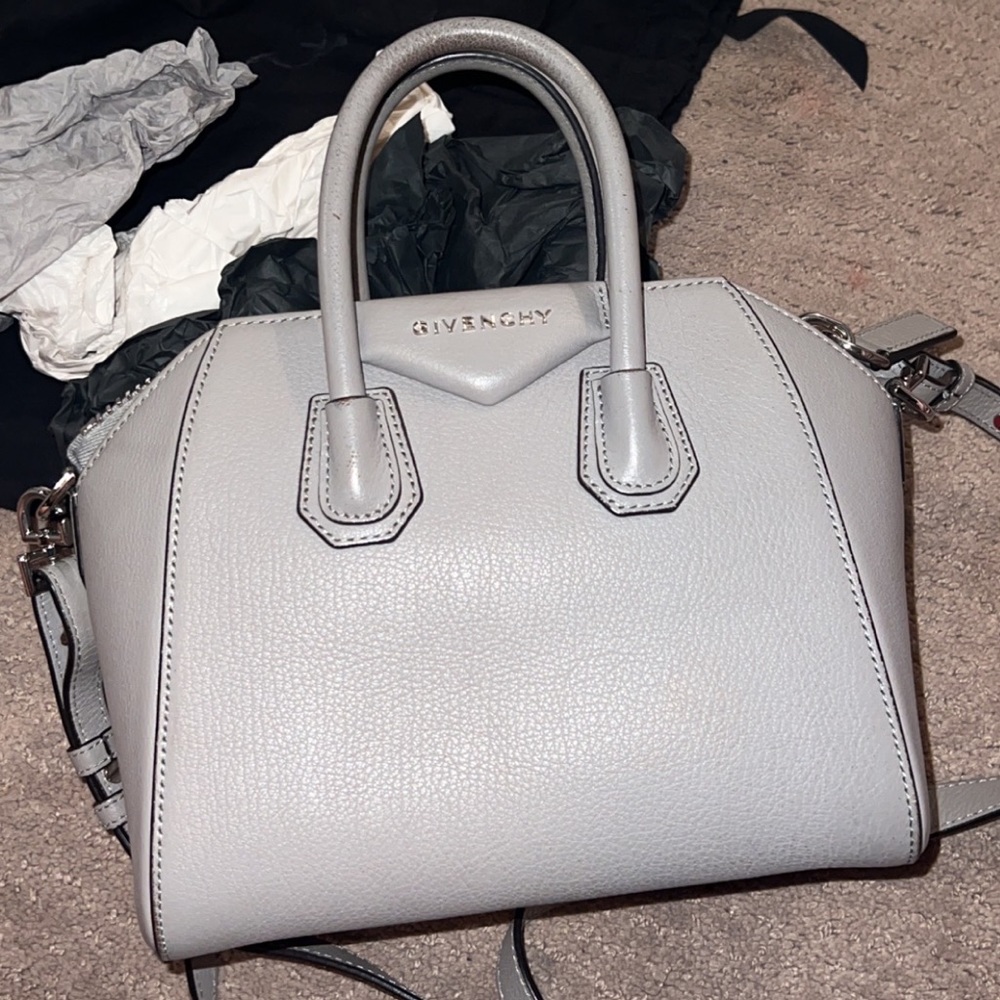 Top handle bag